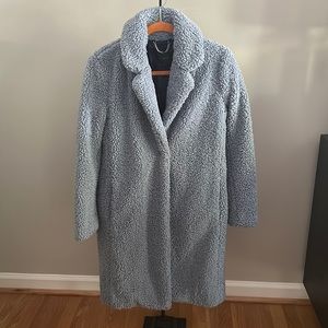 Jcrew Teddy topcoat size small, gently used.
